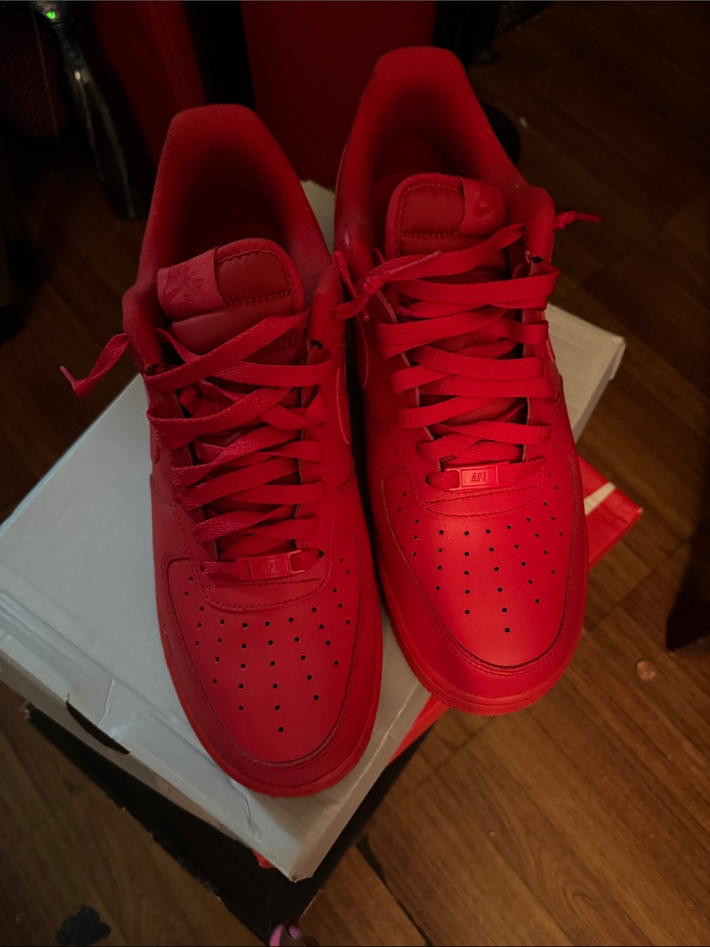 Nike Men's All-Red Low-Top Sneakers